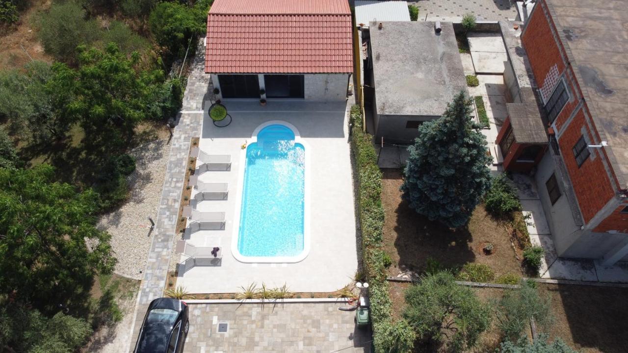 Villa Lux Nina With Six Bedrooms, Private Pool, Sauna Zára Kültér fotó