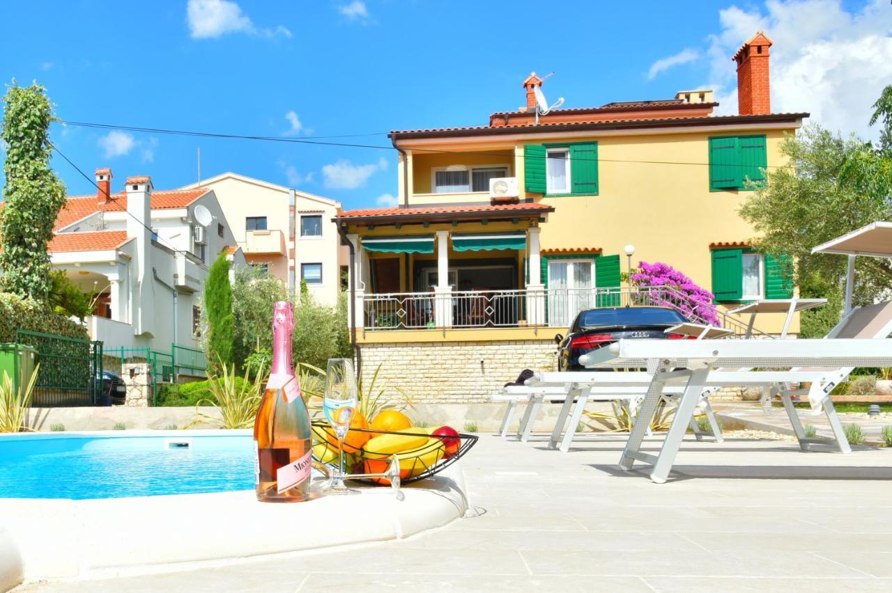 Villa Lux Nina With Six Bedrooms, Private Pool, Sauna Zára Kültér fotó