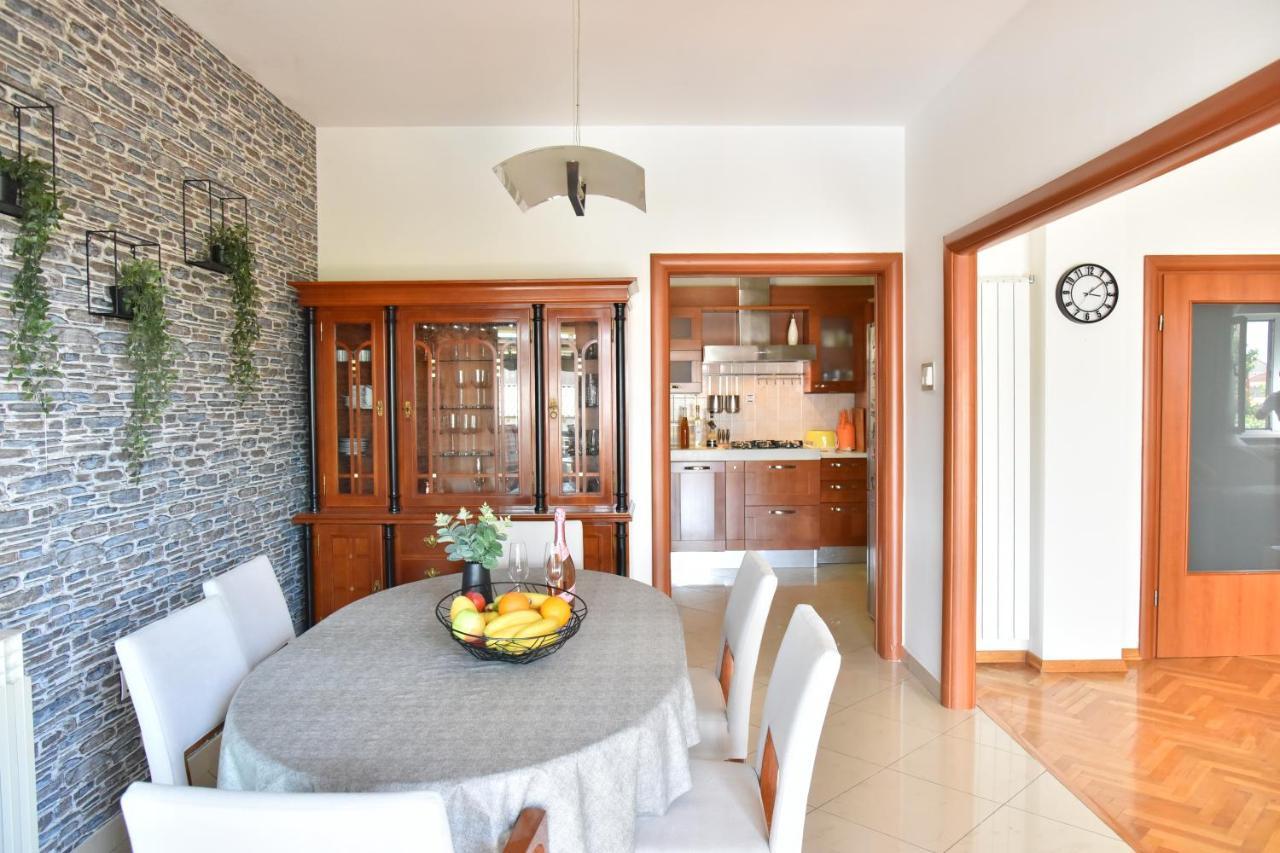 Villa Lux Nina With Six Bedrooms, Private Pool, Sauna Zára Kültér fotó
