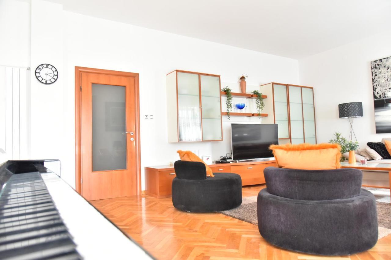 Villa Lux Nina With Six Bedrooms, Private Pool, Sauna Zára Kültér fotó